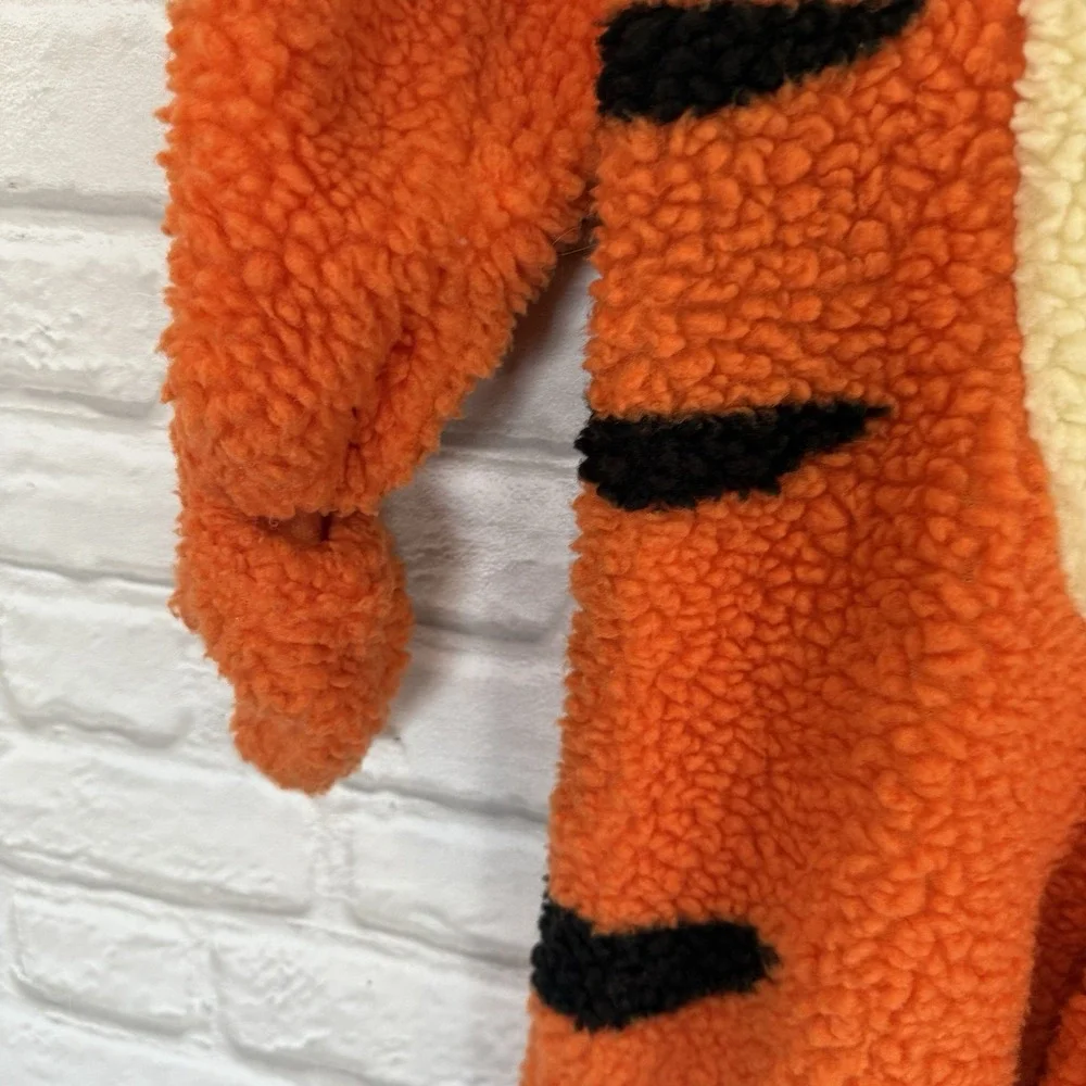 DISNEY STORE Tigger Kids Costume Size 4-6 Orange Full Body Fleece Warm Fast Ship